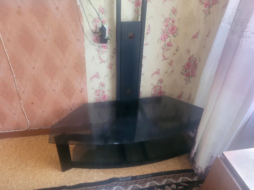 Подставка для телевизора