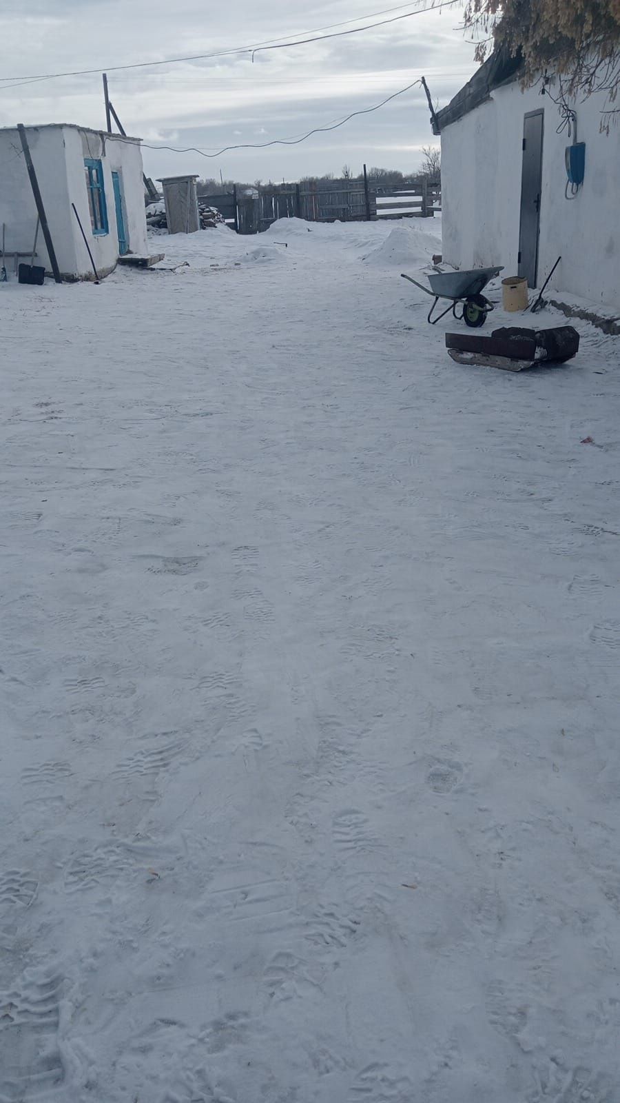 Продам дом в село Знаменка