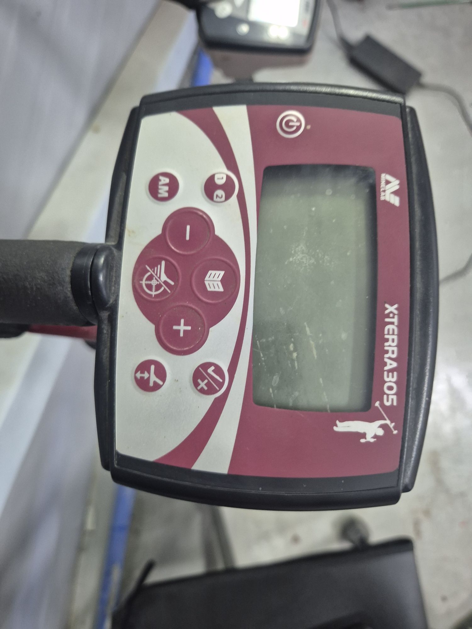 Металоискатель Minelab x tera 305