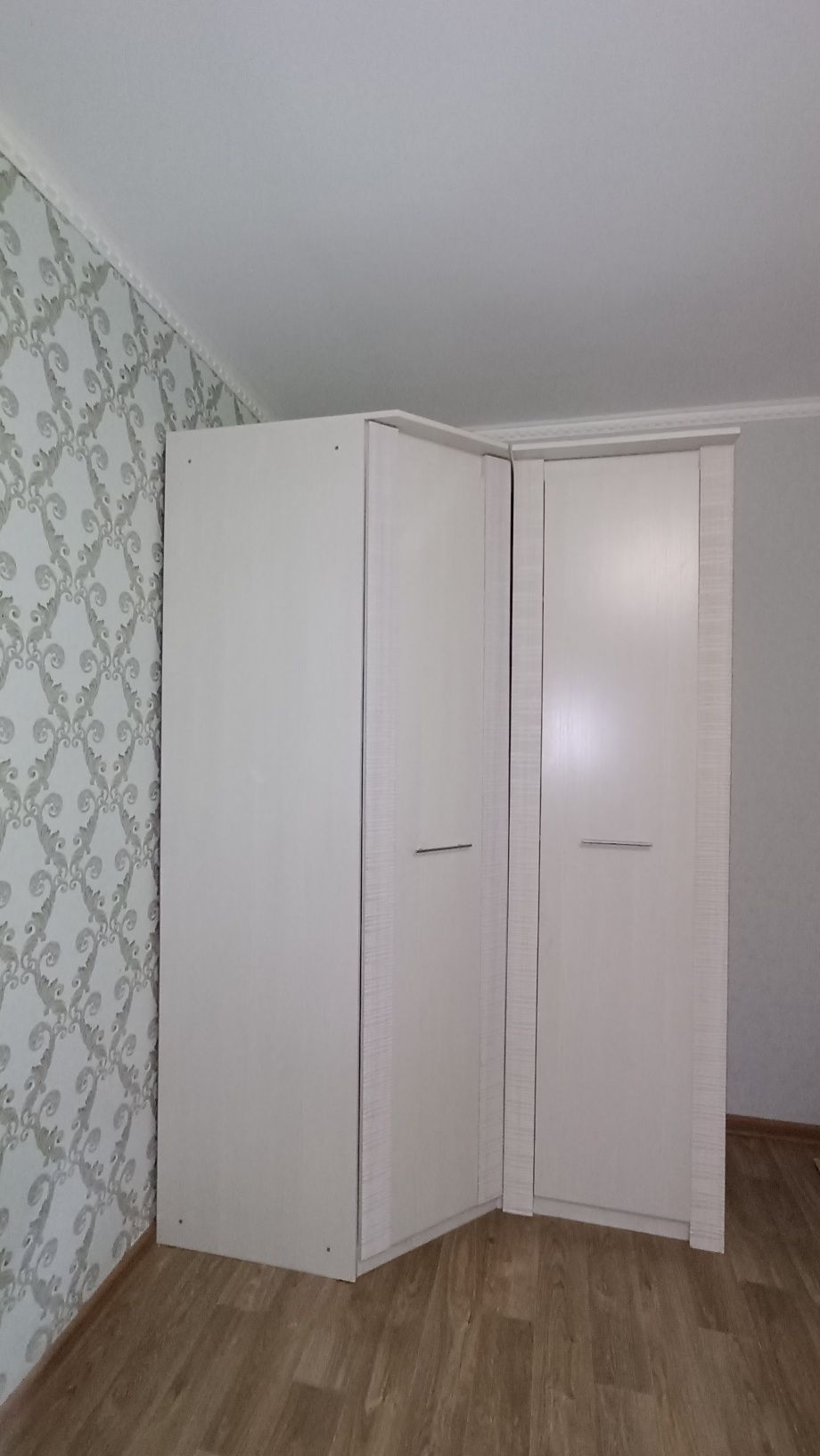 Шкаф в спальню, не дорого