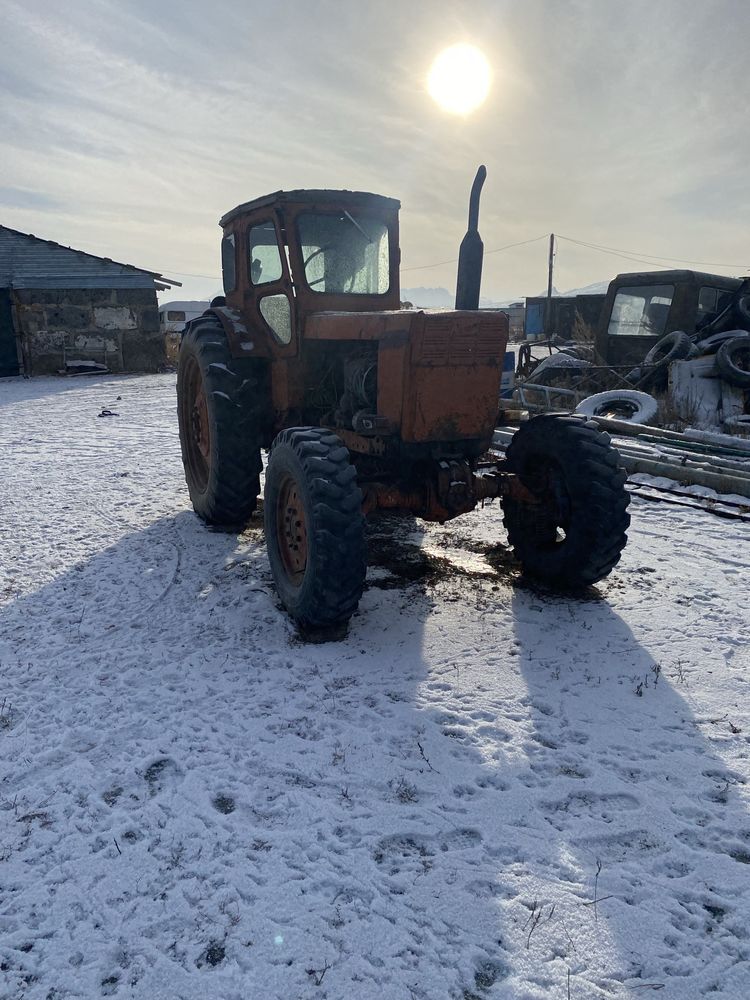 Продам трактор Т-40