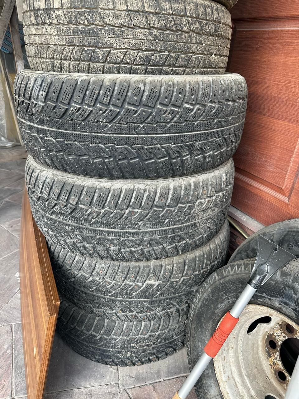Продам шины в хорошем состоянии