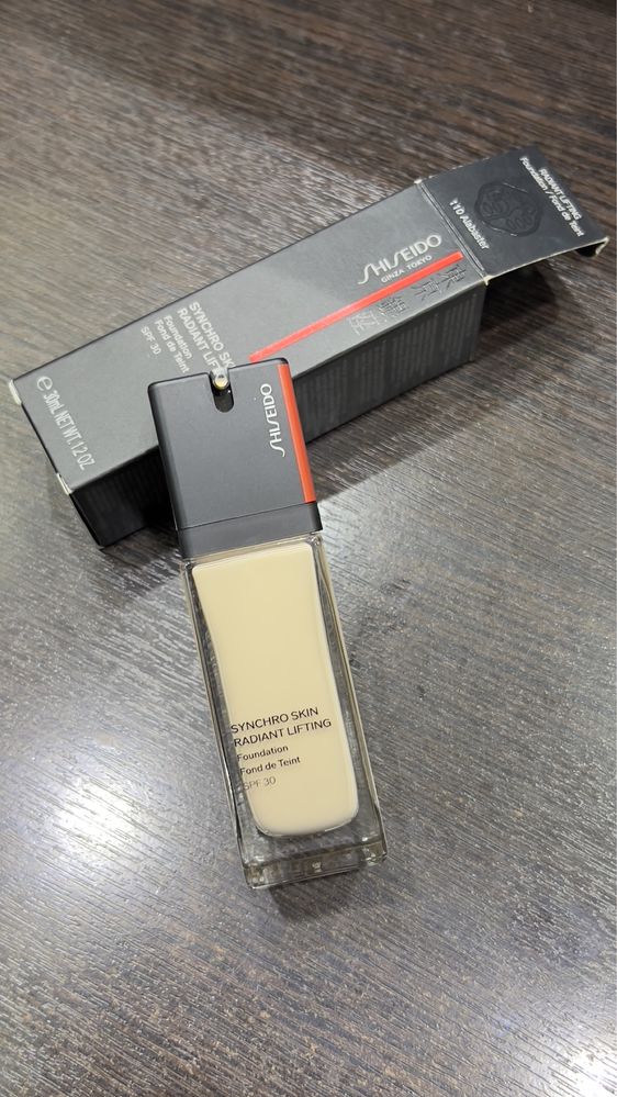Shiseido тональный
