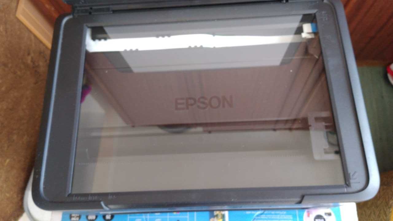 МФУ принтер EPSON Experession Home XP-103