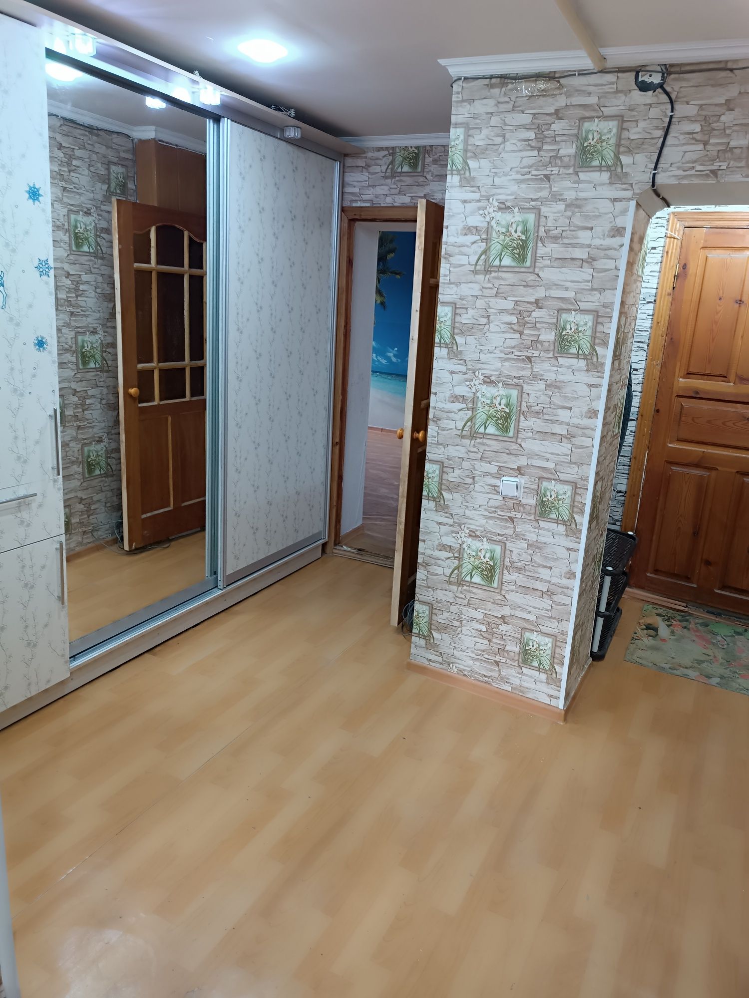 Продам 3-х комнатную квартиру