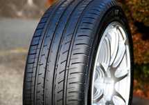 Yokohama 215/55R17 AE51