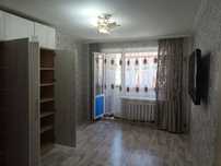Сдам 2 х ком квартиру