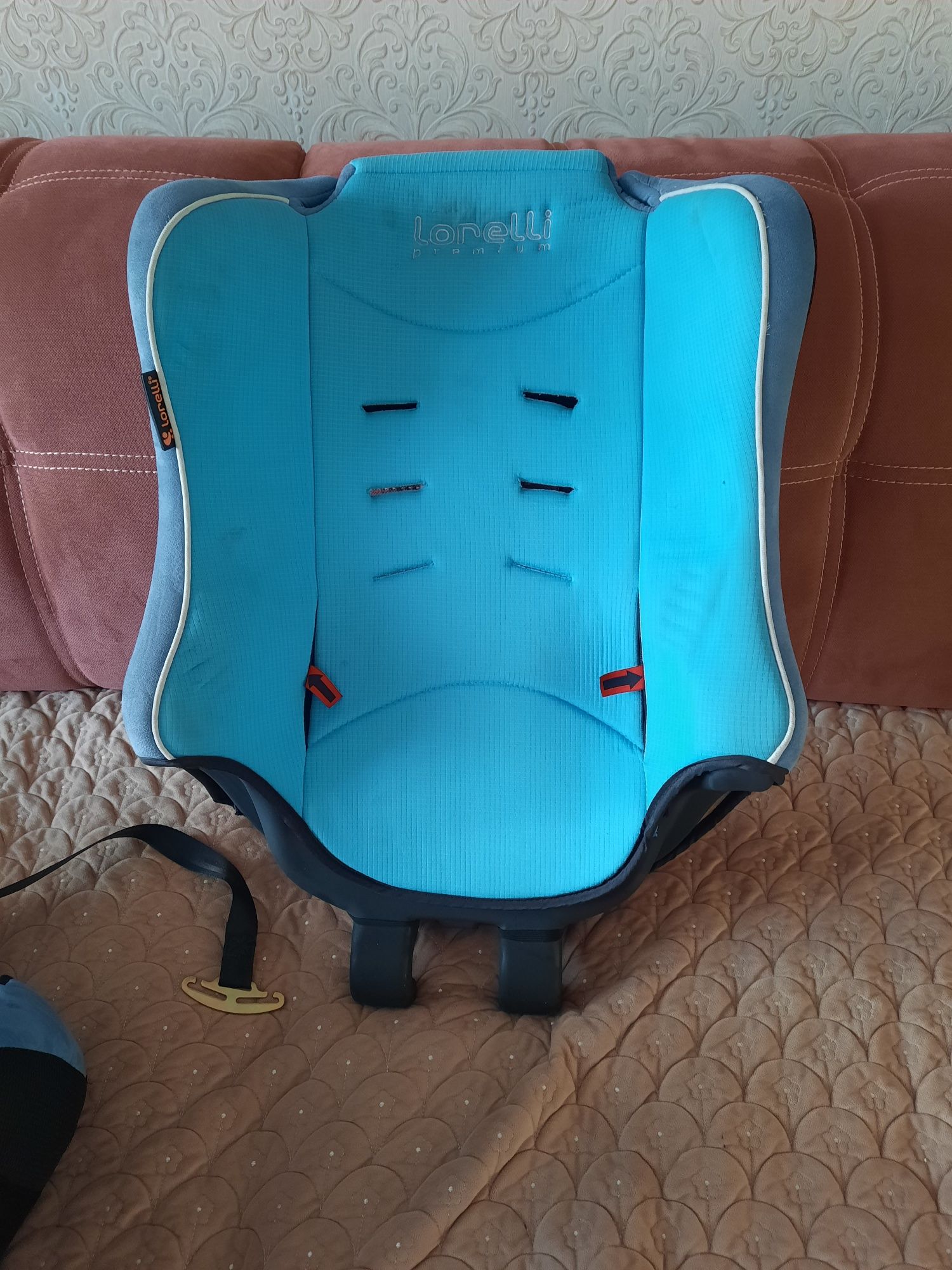Продам авто кресло фирмы Lorelli