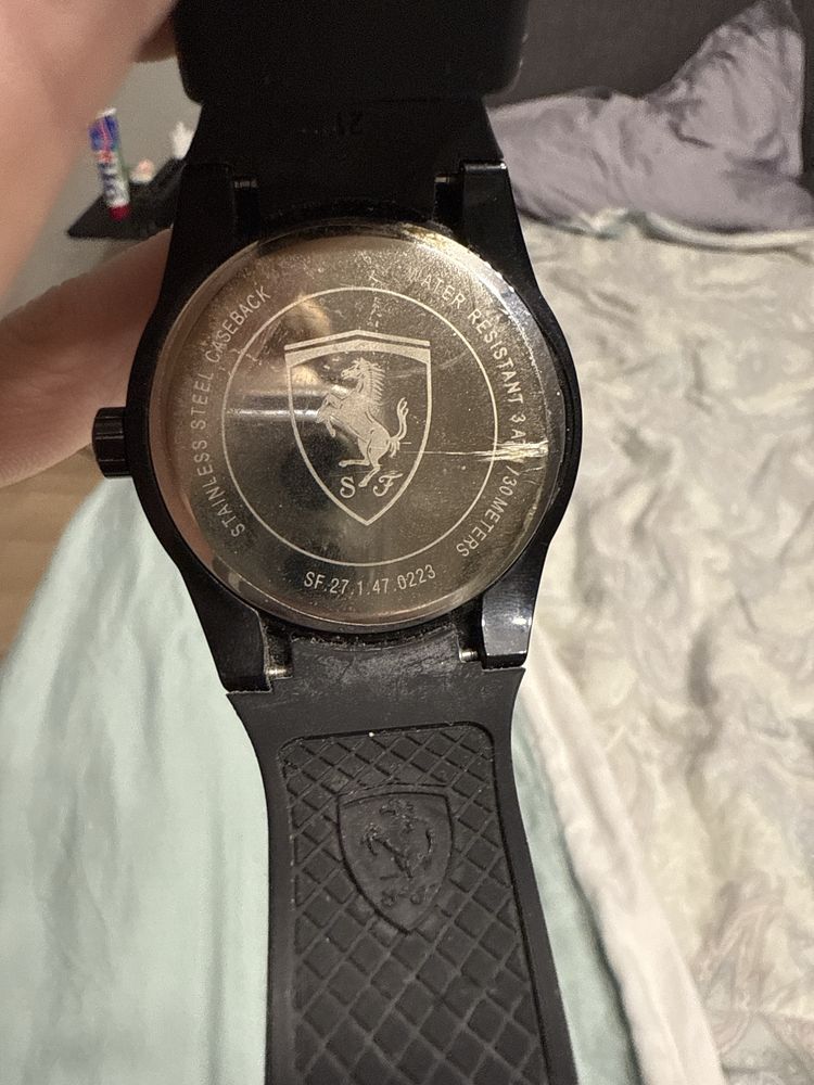 Часы ferrari scuderia