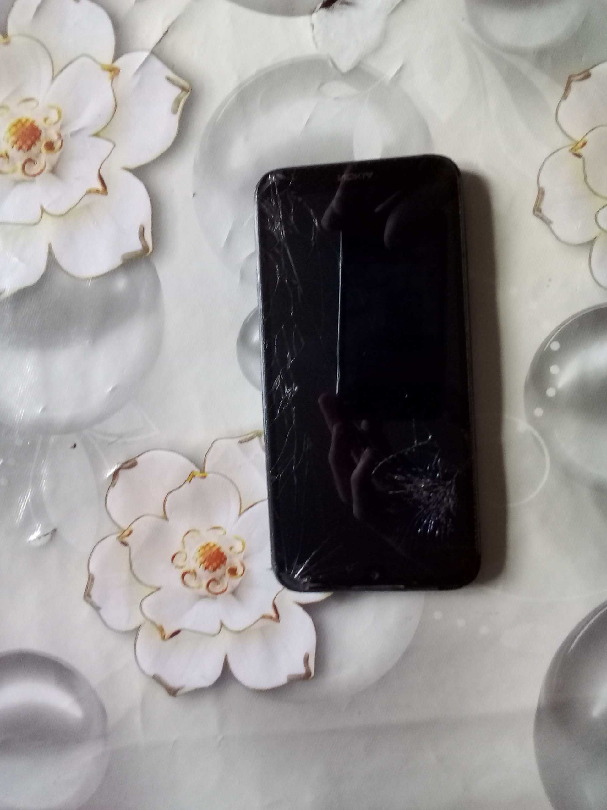 Nokia смартфон продам