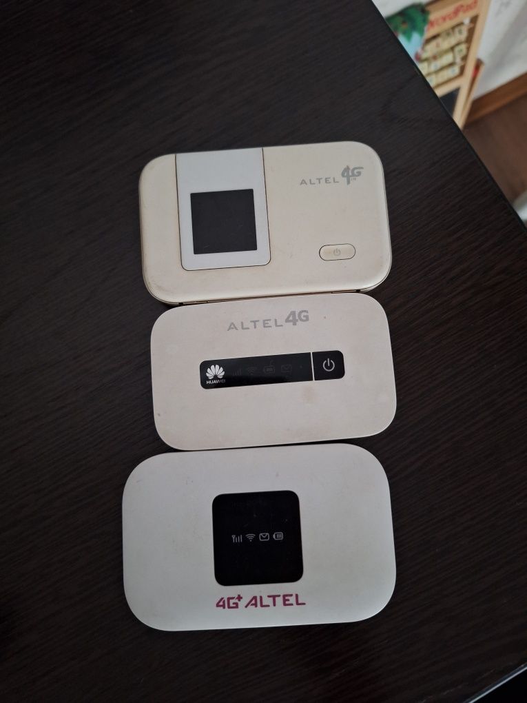 Продам роутеры и power bank