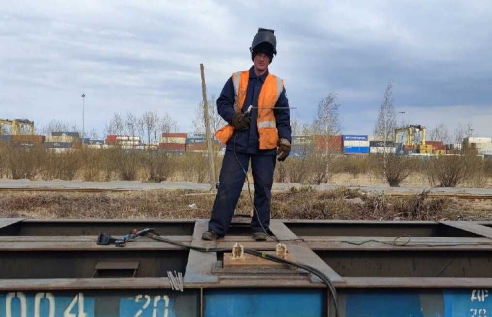 Сварщик стаж 15 лет. Выезд за город. Выезд на услуги сварщика.