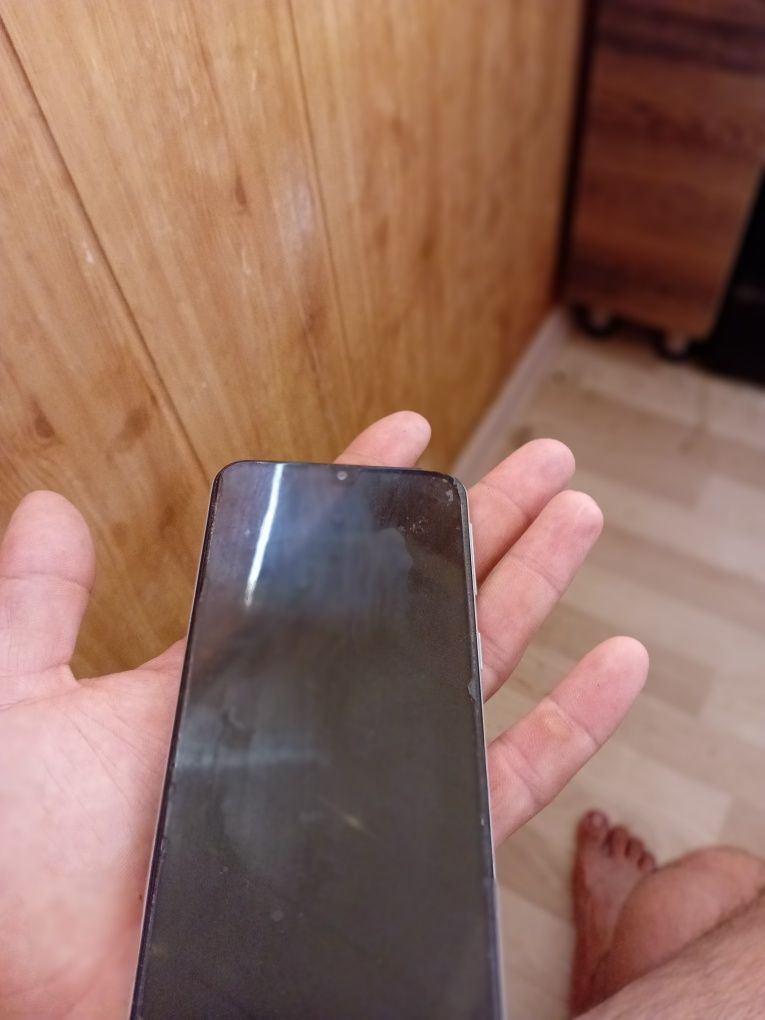 Samsung A40 сатылади