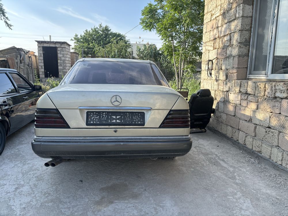 Mersedes W124 na 2JZ матор обиом 3 от лексус