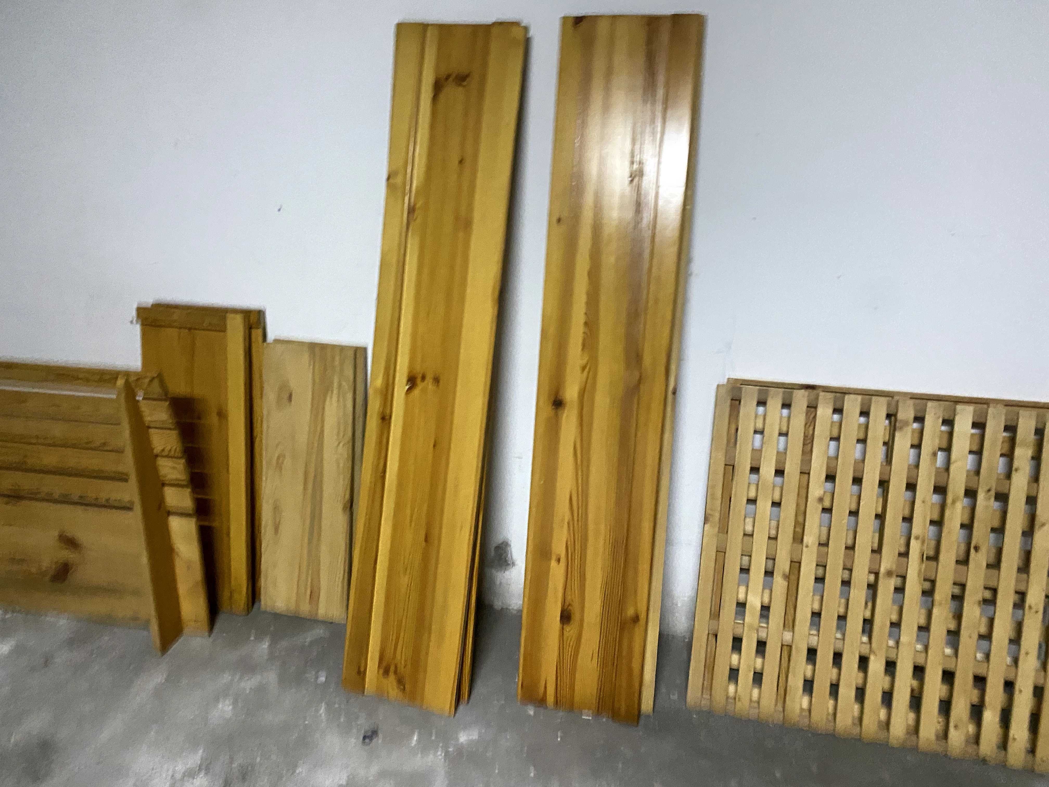 2 деревянные кровати даром (разобранные) + надо подлотать