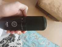 Продам студийный микрофон AKG P120