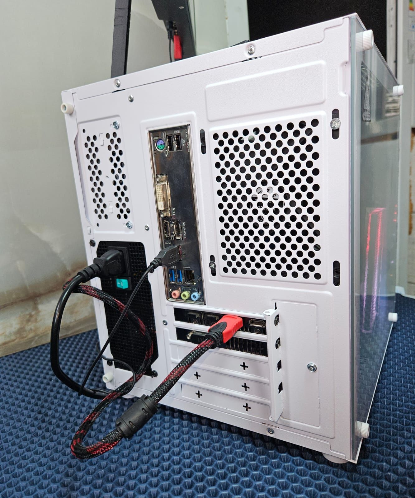 Игровой ПК-Intel 10105/GTX1070 8Gb/LGA 1200/DDR4/SSD/БП Deepcool/red