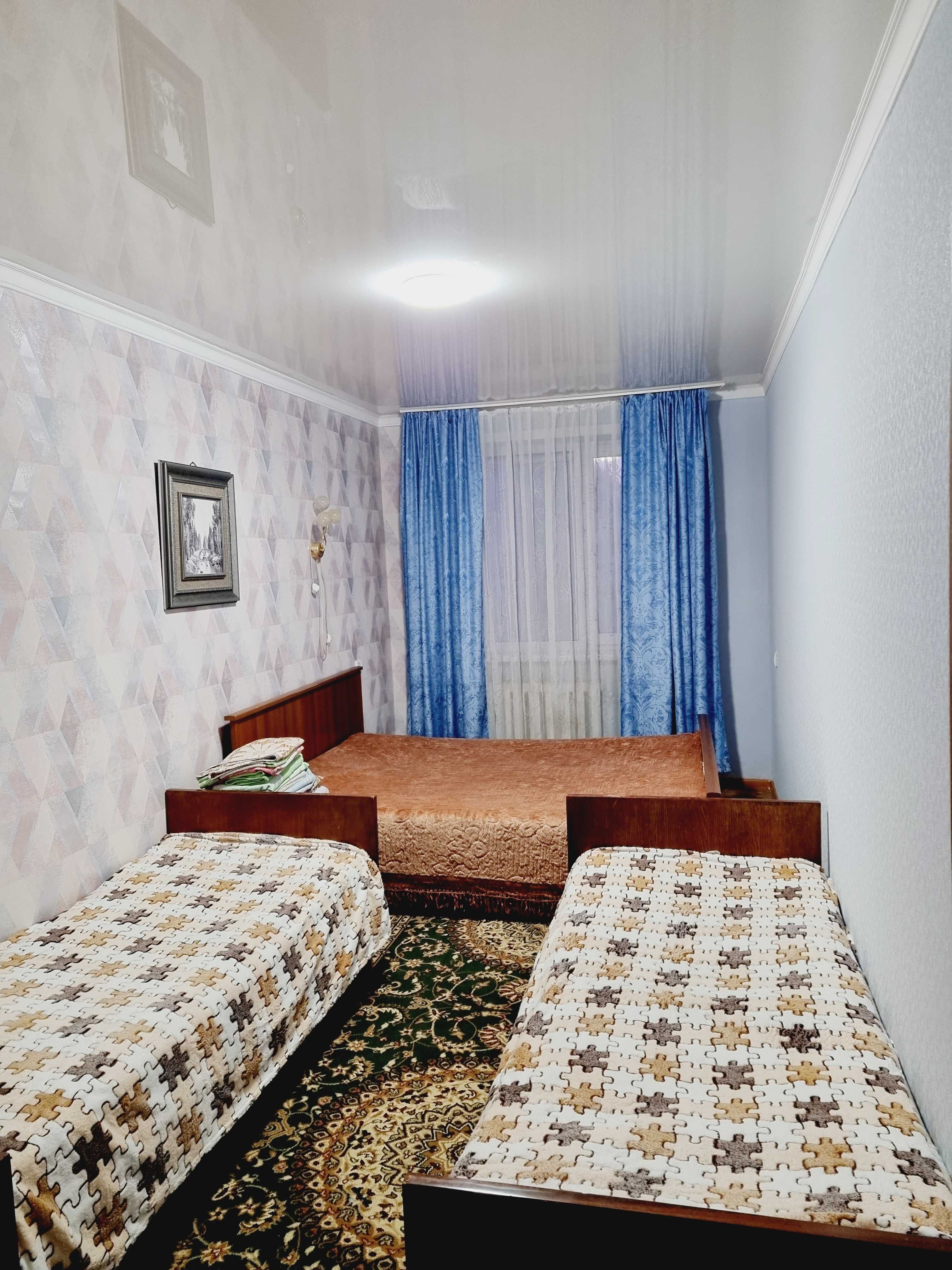 Сдам  2 комн квартиру в центре