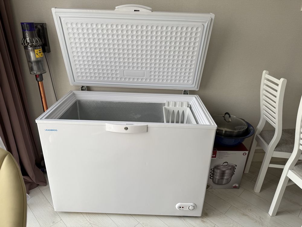 Морозильник Leadbros 330 л