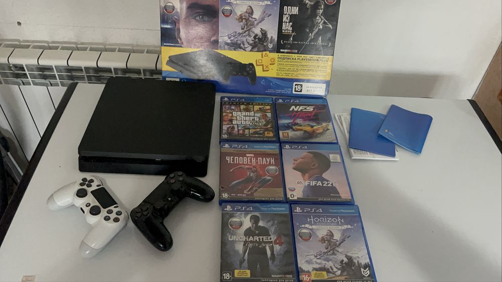 Продается пс4 6игр в подарок торг возможен
