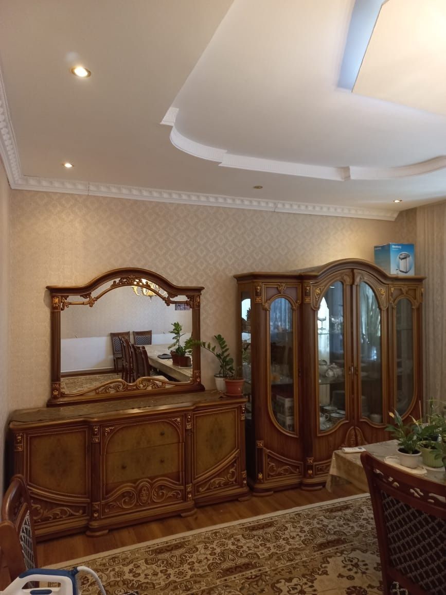 Продаю гостинную мебель