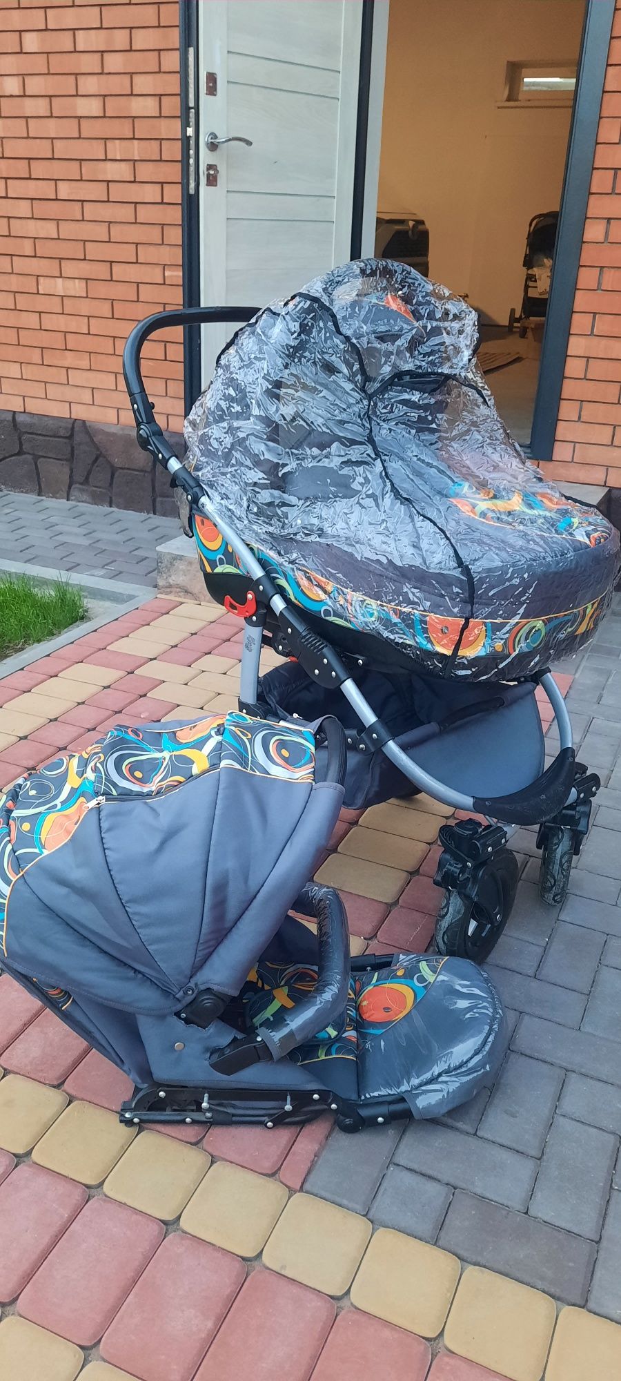 Коляска детский 2 в 1.