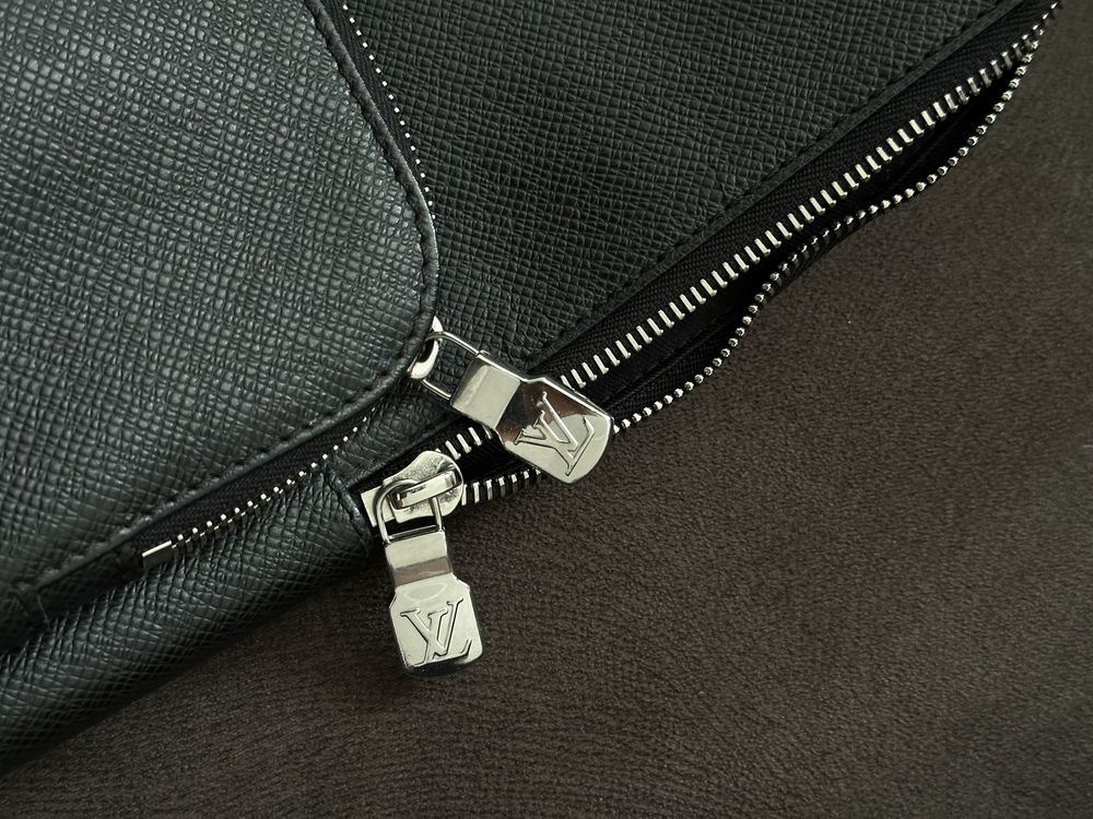 Барсетка Louis Vuitton оригинал