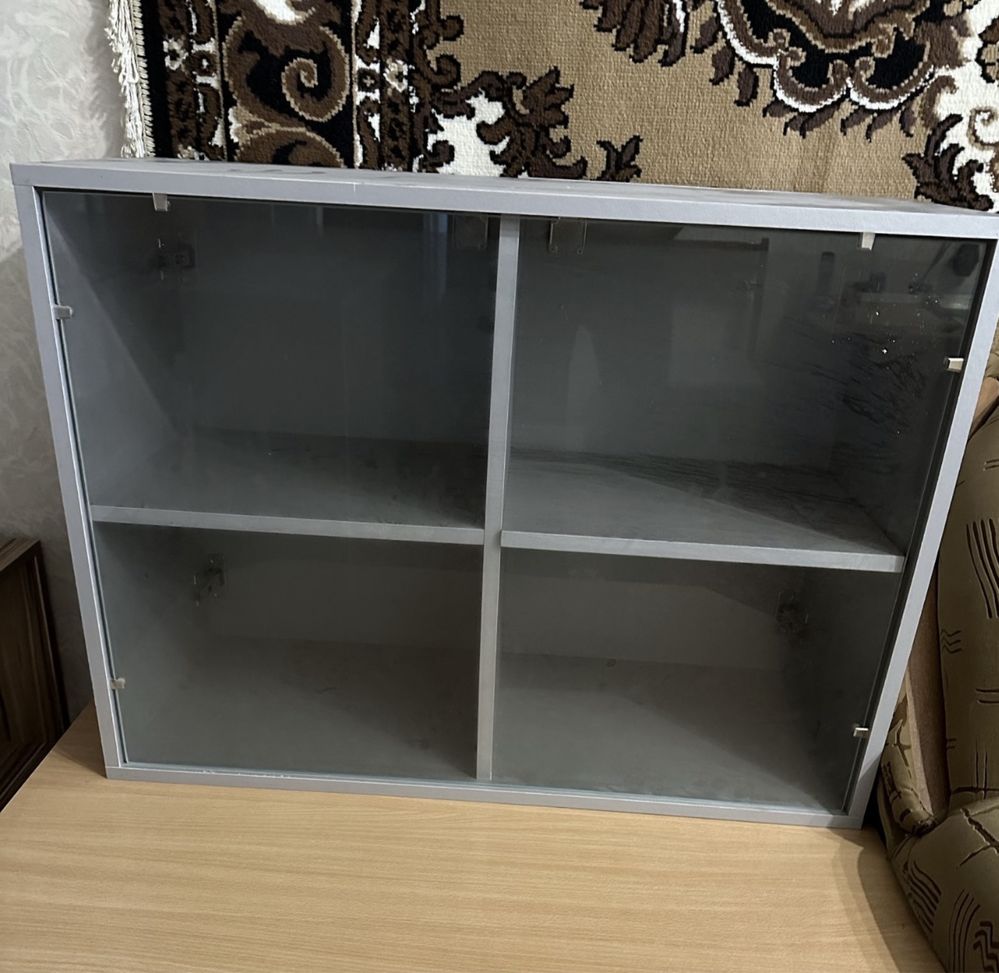 Продам полки 3 шт