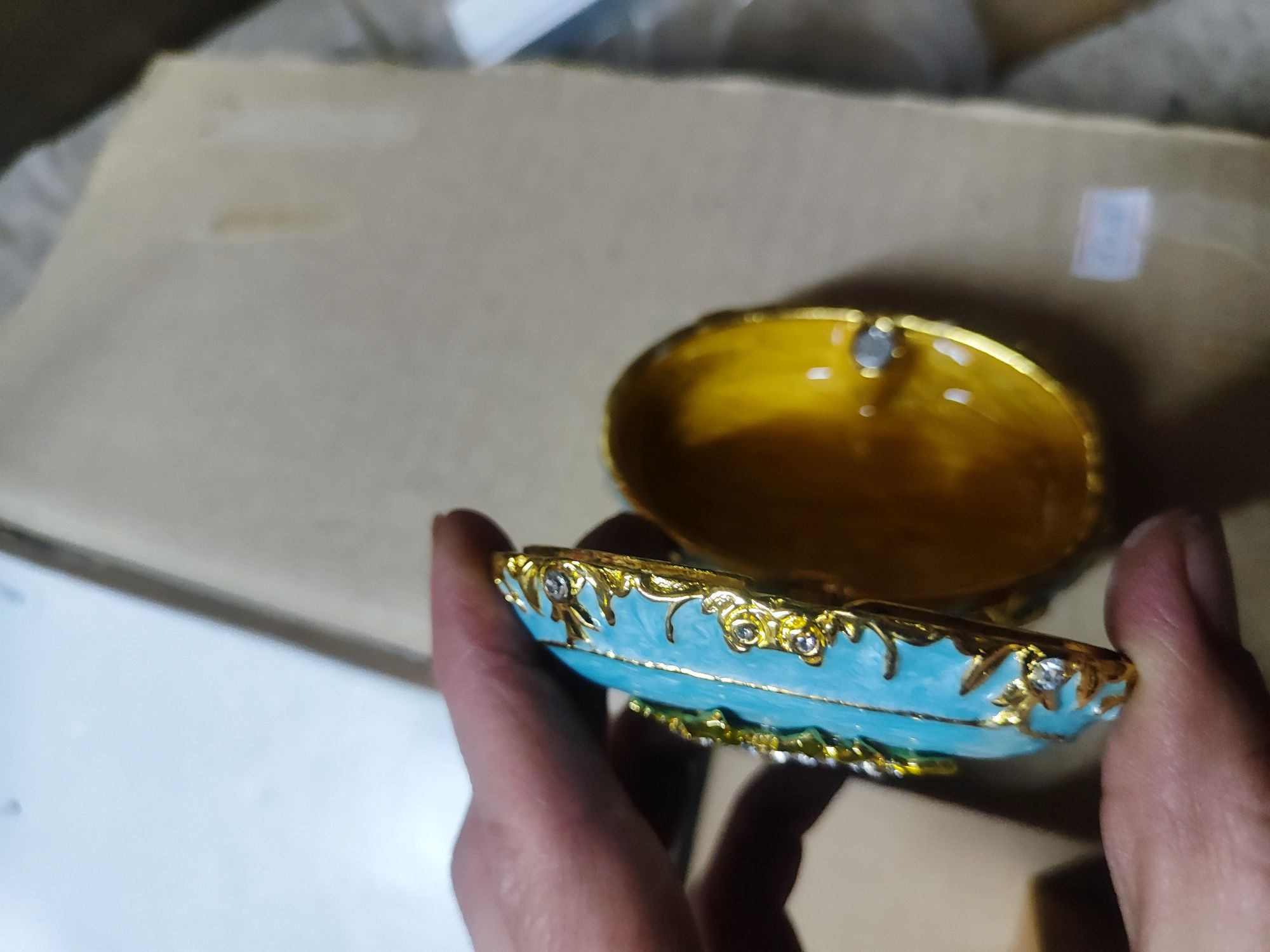 Шкатулки разные .