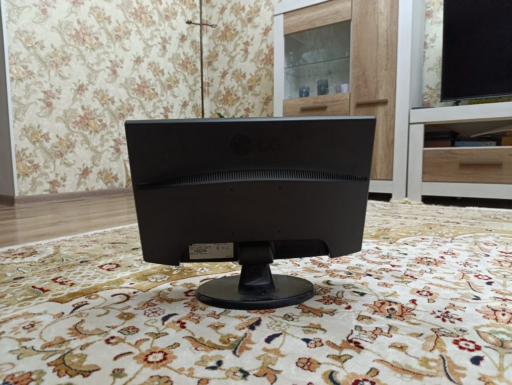 Монитор LG 60 герц