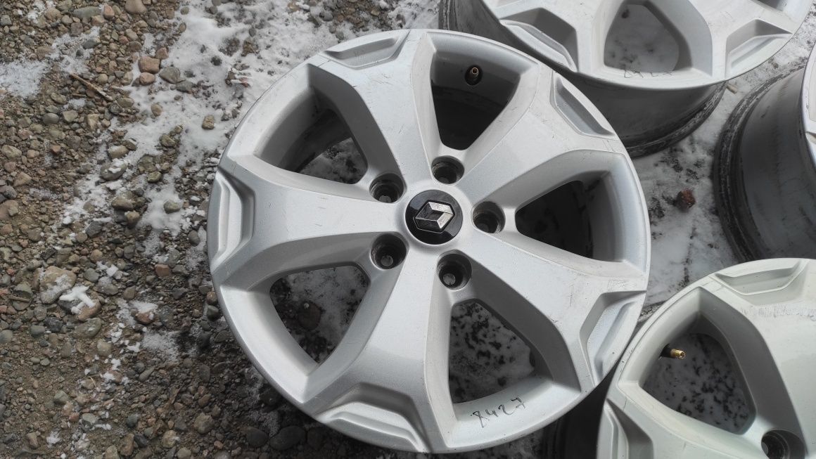 Комплект оригинальных дисков R16. Renault/ Nissan