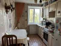Продам 3 комн. квартиру в МКР