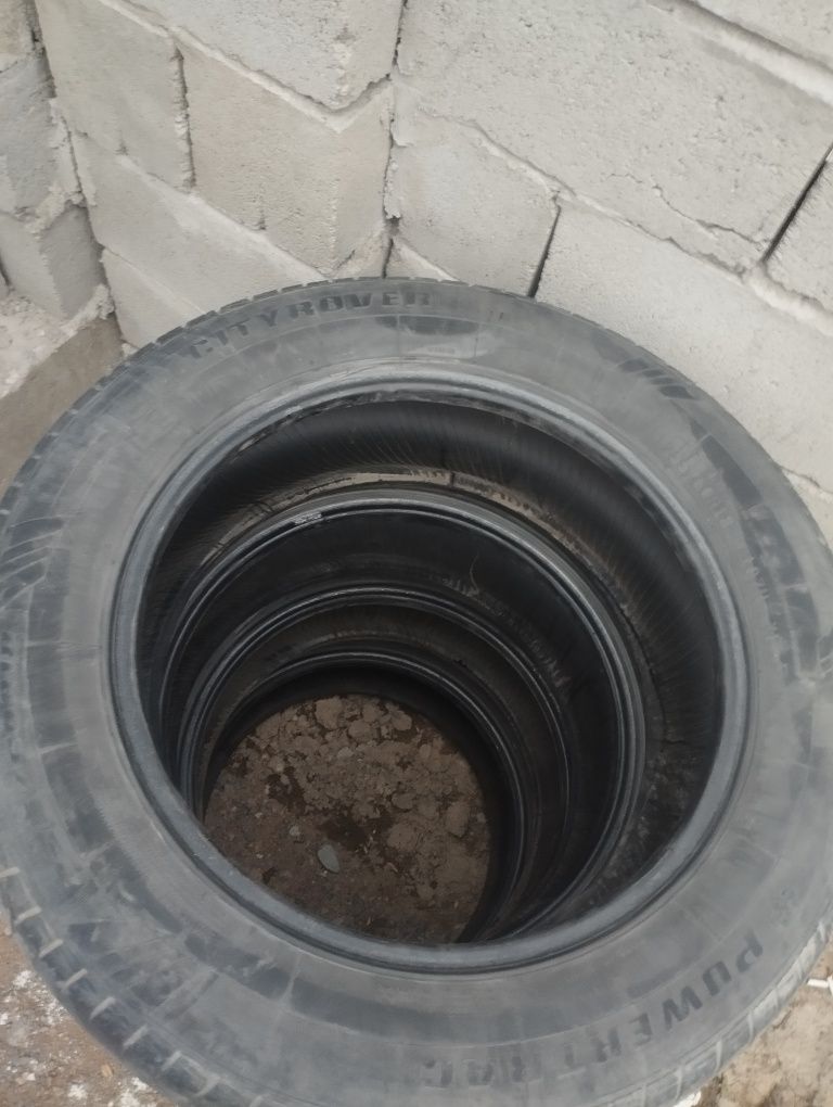 Продам балоны 235 60 r 18