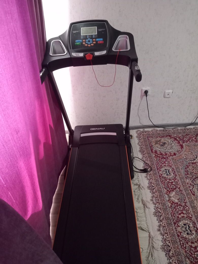 Беговая дорожка Genau