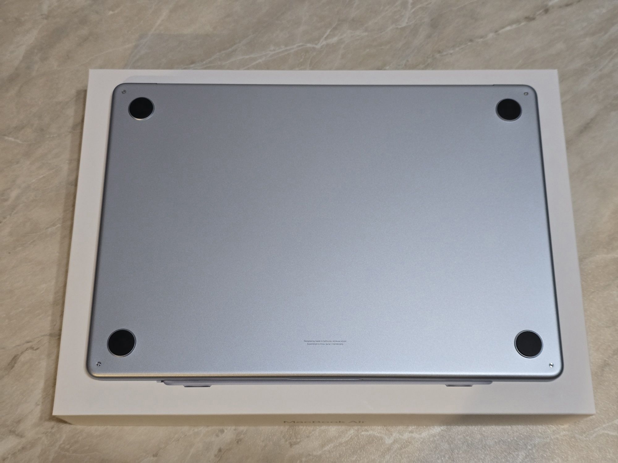 MacBook Air 15 M4 16/512 6 циклов