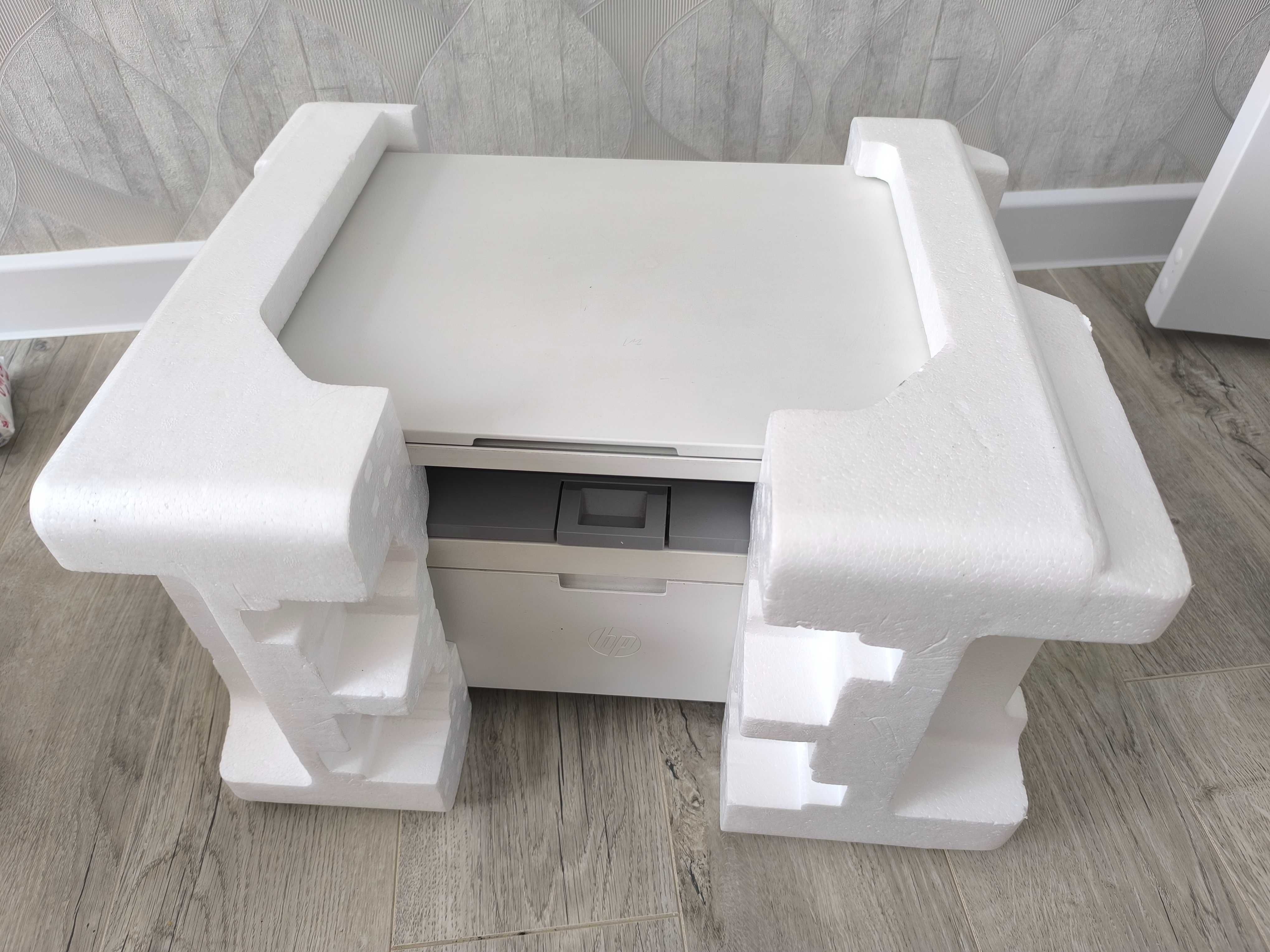 МФУ HP LaserJet Ultra MFP M134a