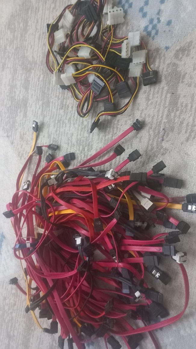 кабели sata,  vga, для питании , переходник