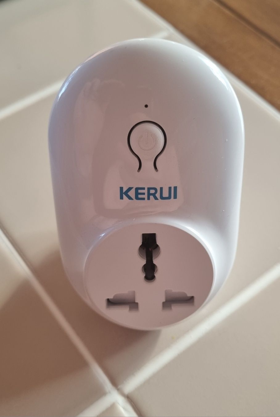 Kerui S71 беспроводная умная розетка