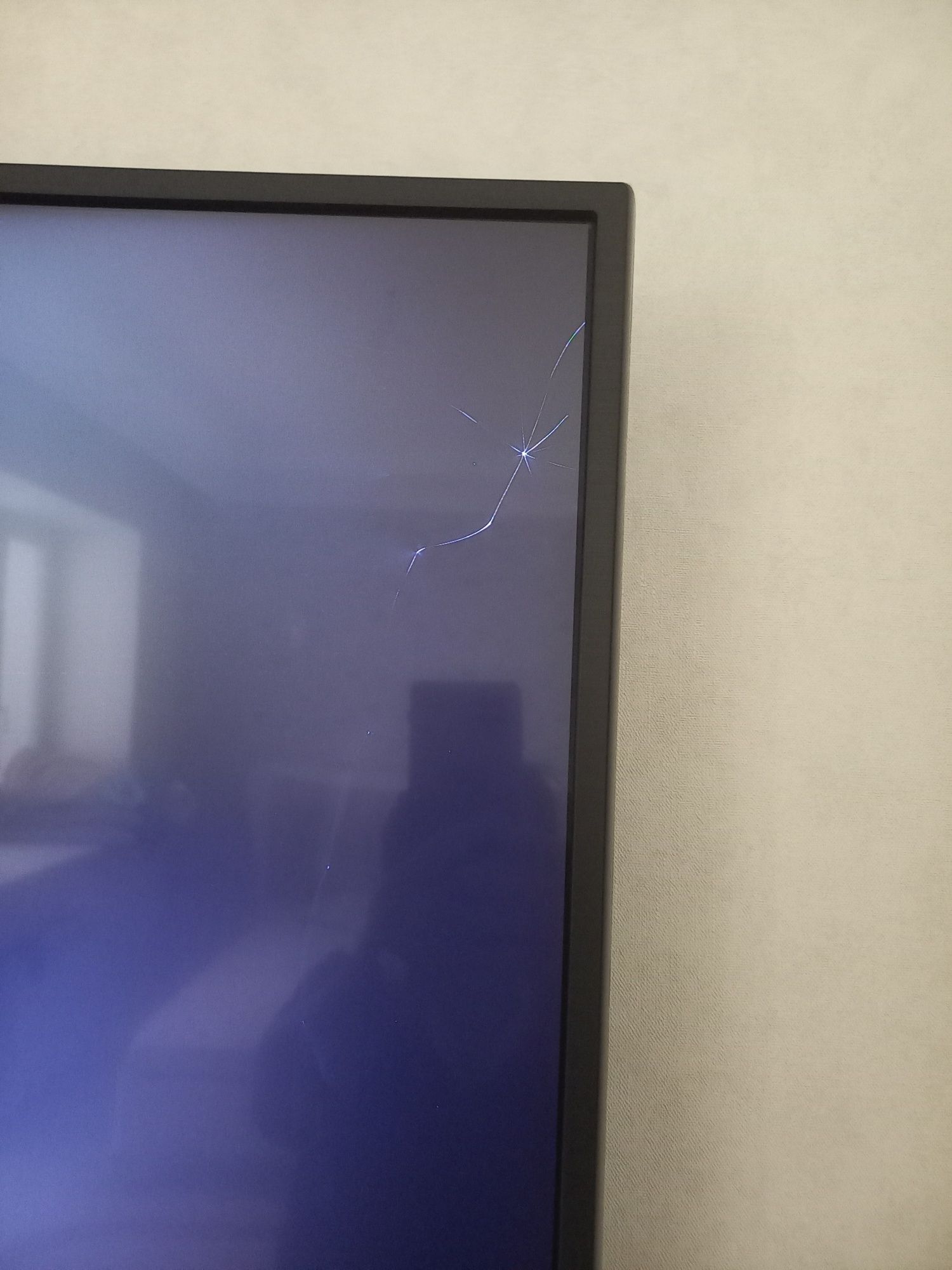 Смарт телевизор LG .