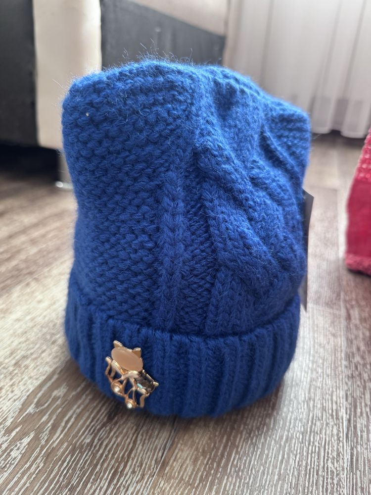 Шапка для девочек зимняя