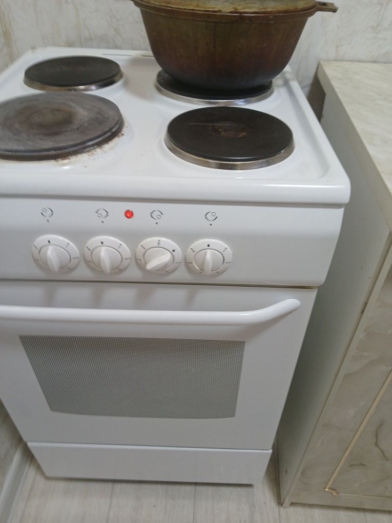 Продам 4копорка не давна купили все работает