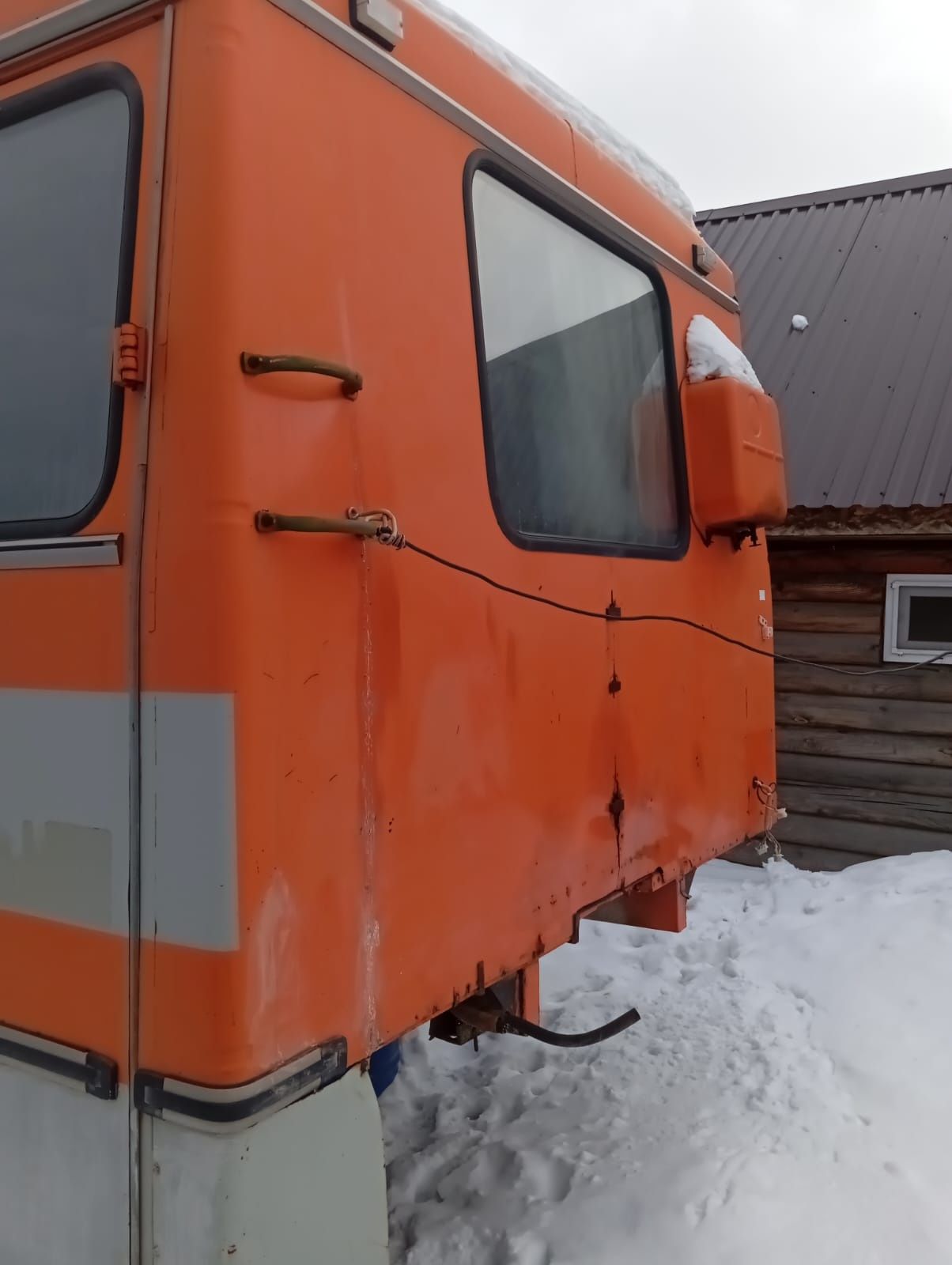 Продам бутку вахтовка