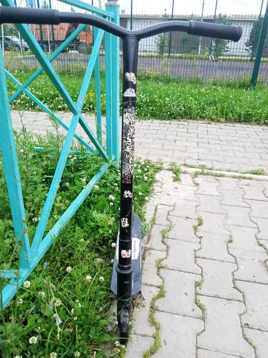 Трюковой самокат