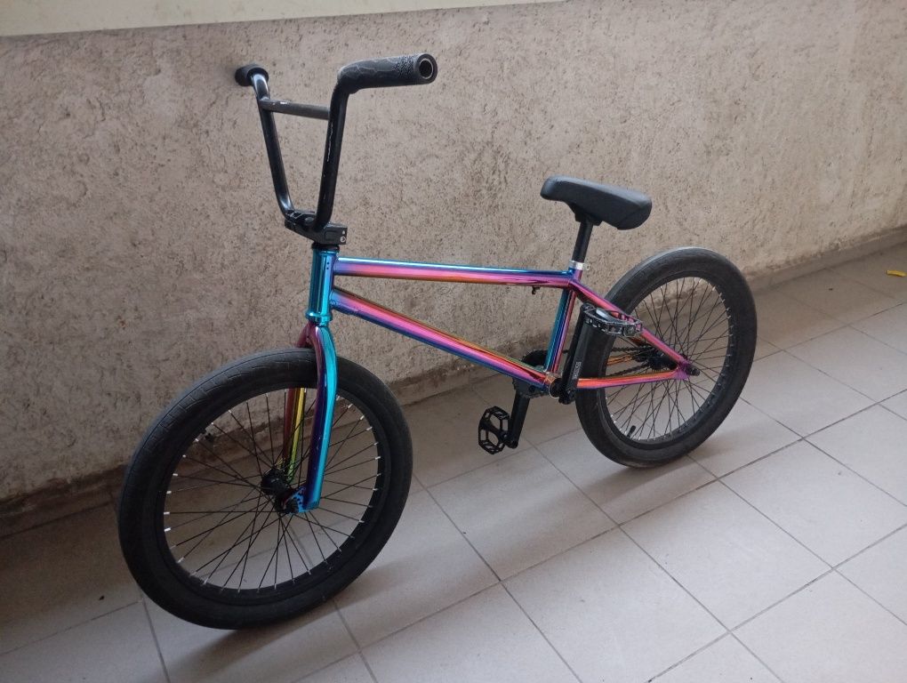продаю bmx в хорошем состоянии