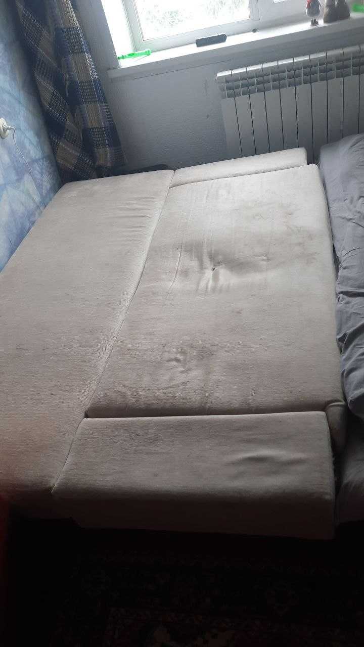 Отдам диван бесплатно