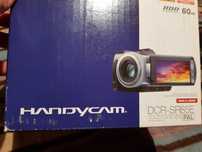 Продам видеокамеру Sony DCR-SR85E