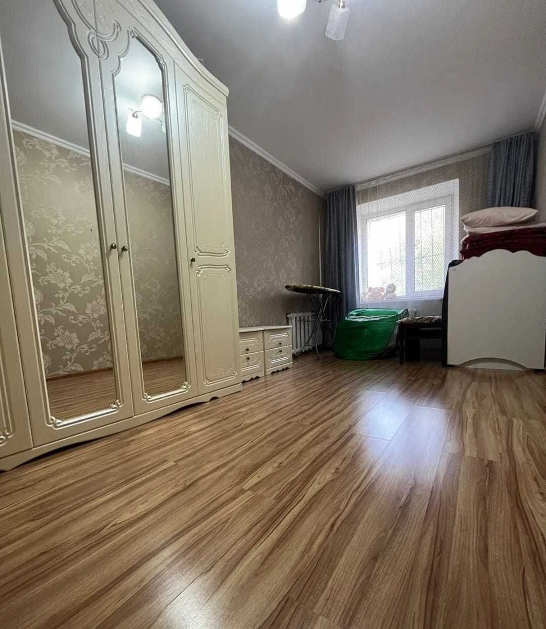 Продаётся 3 ком квартира 4 мкр
