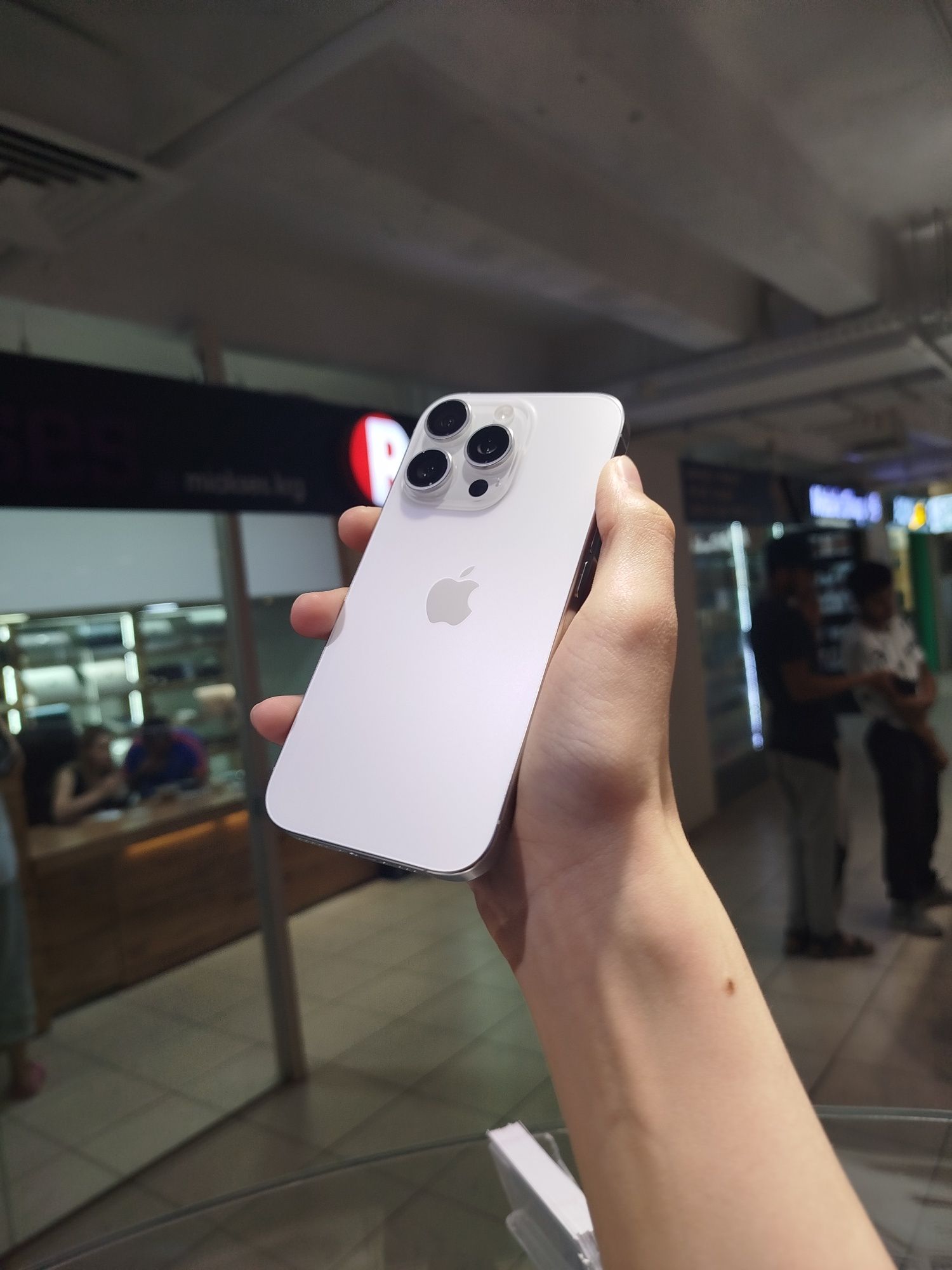 iPhone 16 pro 256 gb Айфон 16 про 256 гб