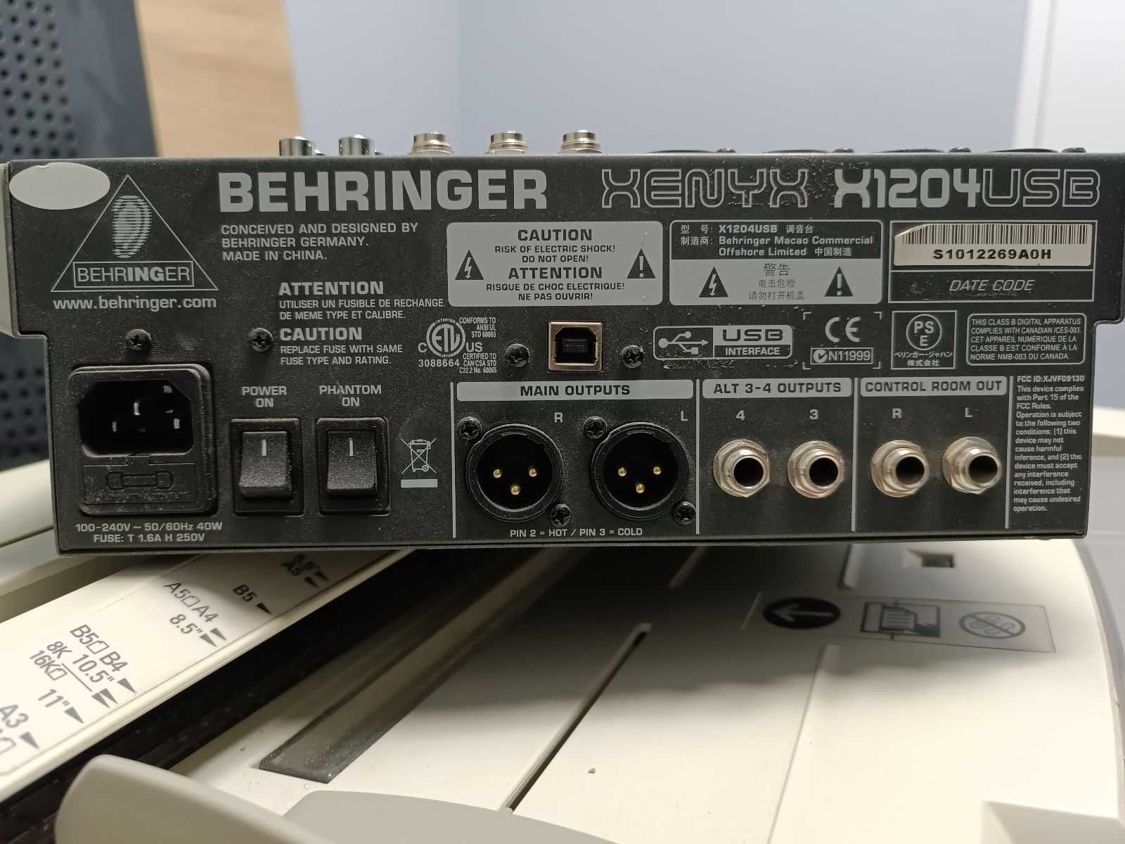 4 Микшерный пульт ( behringer / yamaha )