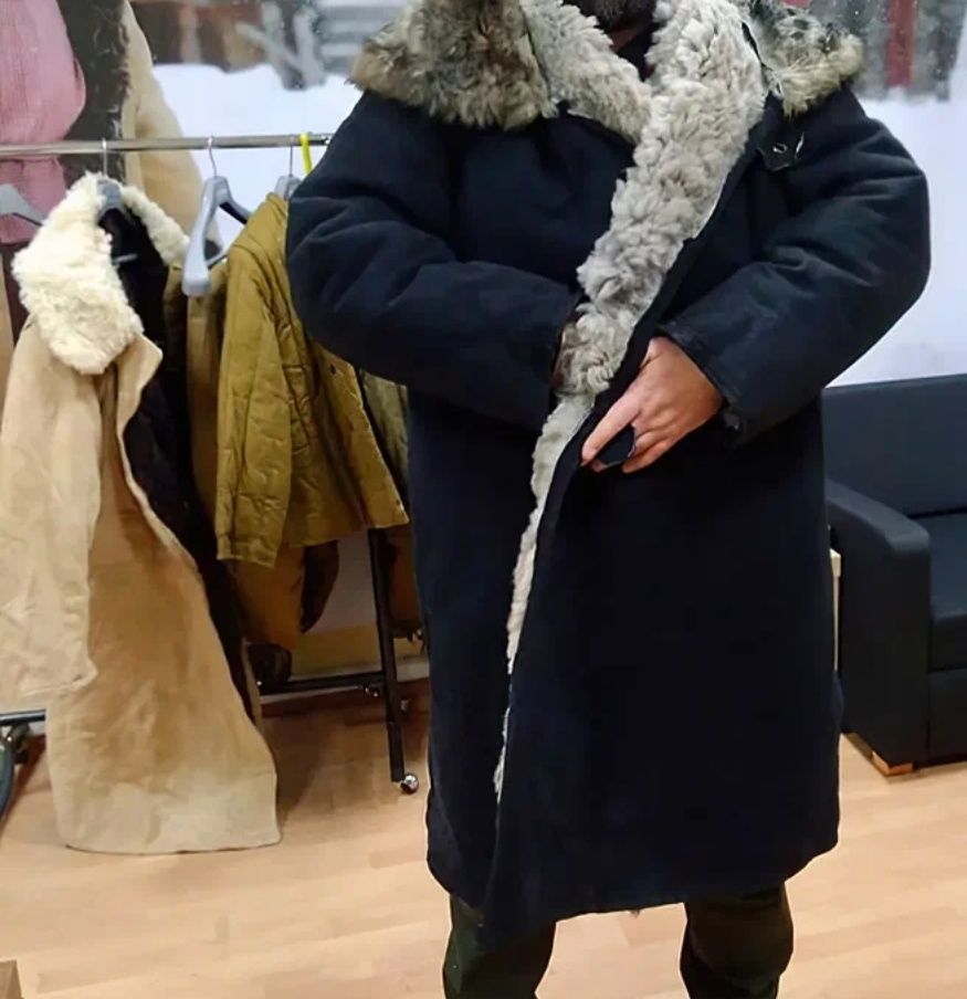 Продам тулупы армейские новые.хороший подарок .